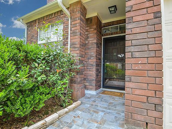 3rd image of 2815 Bent River Ct