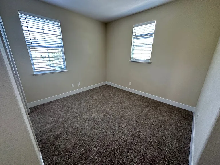 2397 Tamalpais Ave — Photo 26