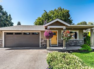 647 NW 10th Ave, Hillsboro, OR
