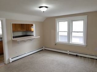 15 Hemalin Rd FLOOR 2, Cranston, RI 02910