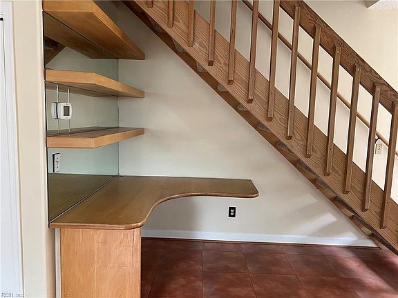 4th image of 2219 Westsail Ln
