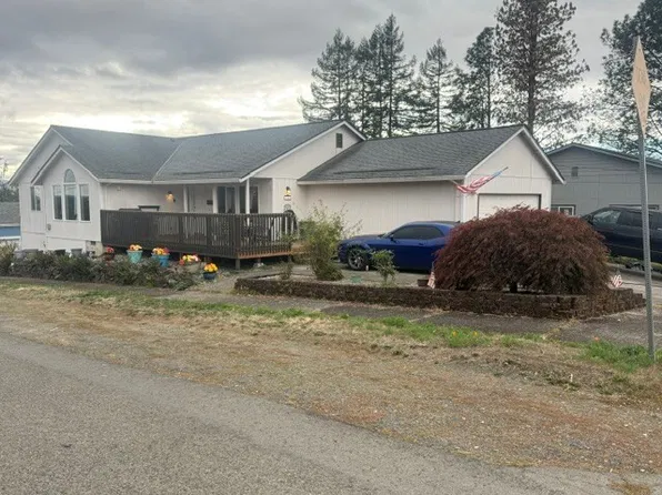 506 Church Street, Kelso, WA 98626