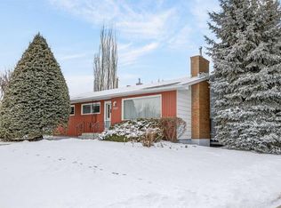 8011 E 5th St SW, Calgary, AB T2V 1C4