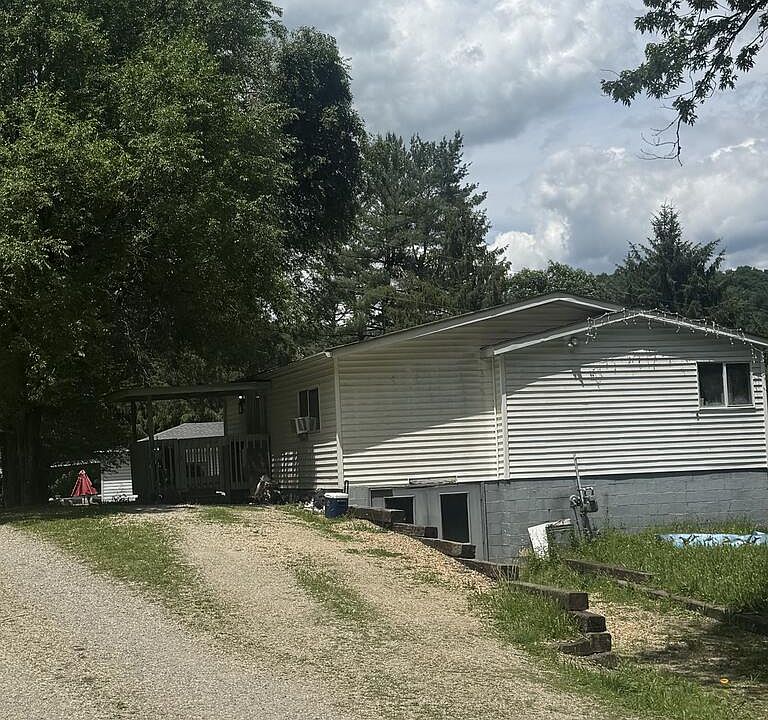 1st image of 110 Hideaway Drive