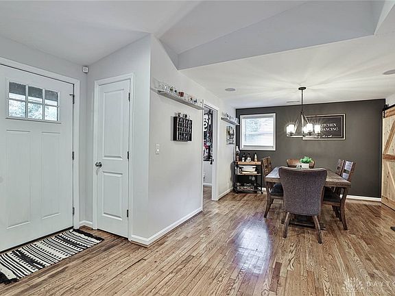 4th image of 5720 Linda Way Dr