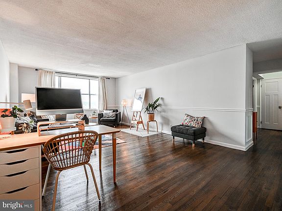5th image of 1101 Saint Paul St Unit 1809