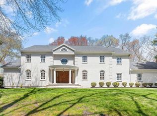 72 Maple St, Lexington, MA 02420