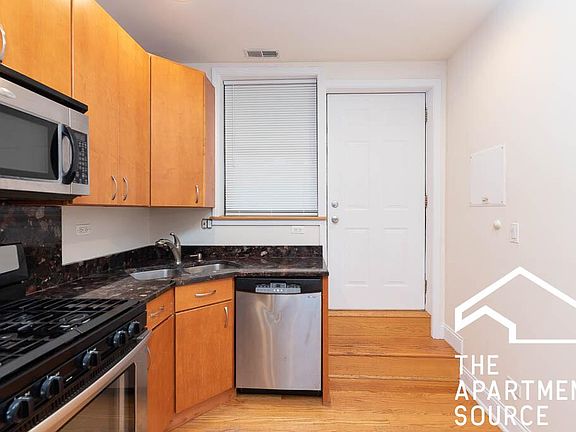 2nd image of 5205 W Belmont Ave #2A