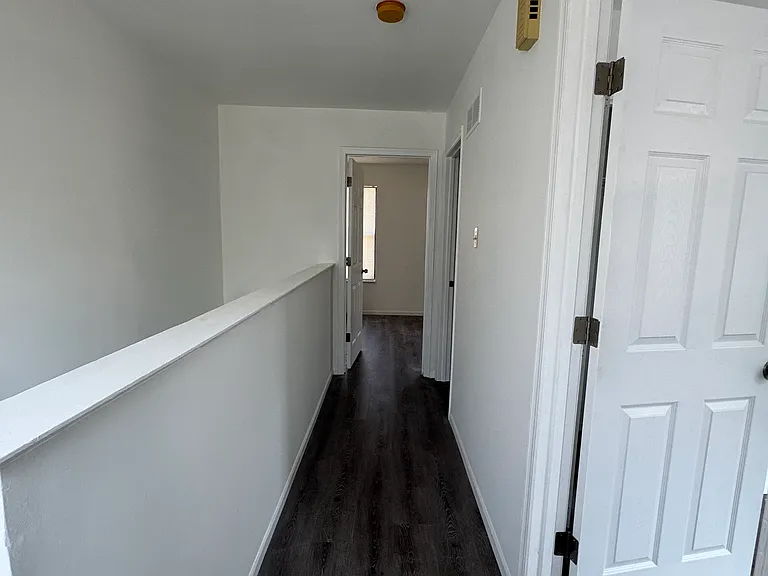 4025 Pleasant St — Photo 3