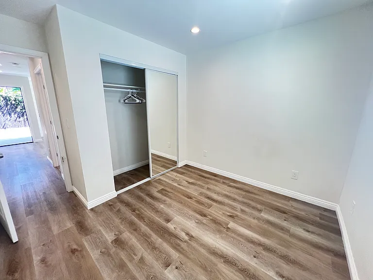 1141 Tobias Dr — Photo 8