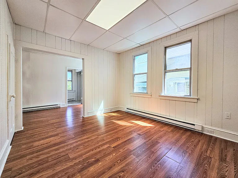 29 Drummond St #2 — Photo 7