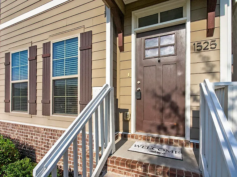 1525 White Tip Ln — Photo 6
