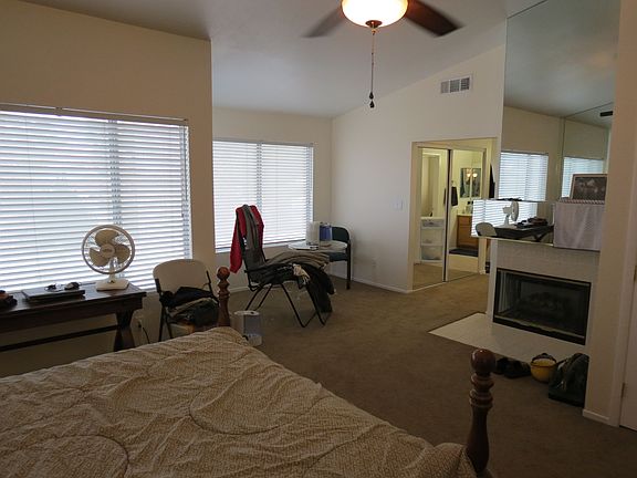 5th image of 921 Red Hollow Dr