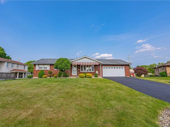 1462 Dennis Ct, Bethlehem, PA 18020