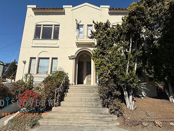 3rd image of 324 51st St APT 2