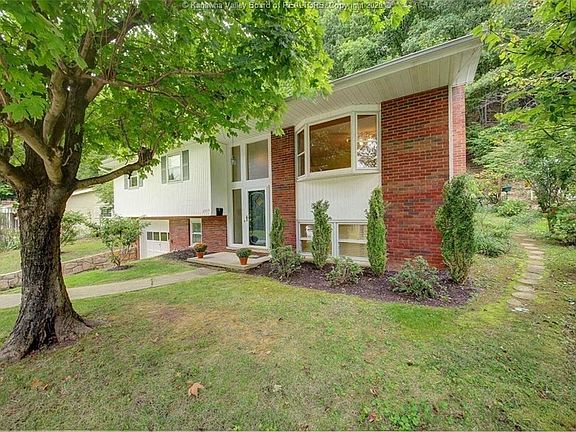 2nd image of 1737 Woodbine Ave