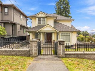 718 Delestre Ave, Coquitlam, BC V3K 2G3