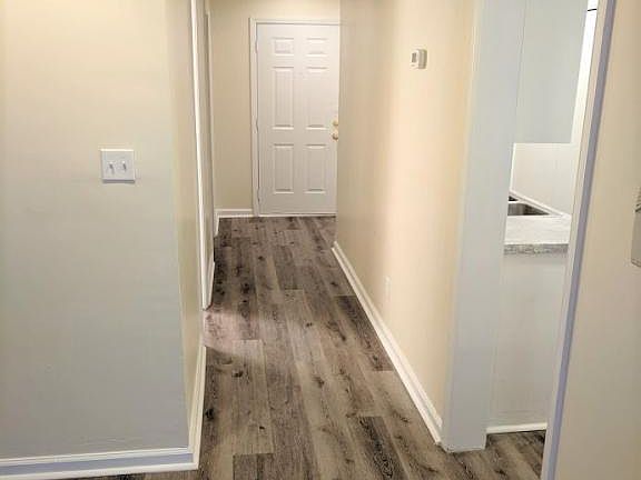 5th image of 167 Lionsgate Dr