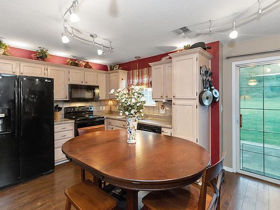 3rd image of 5532 NW Moonlight Meadow Dr