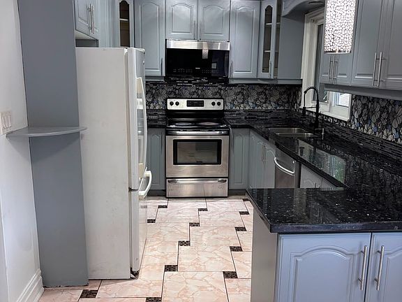 2nd image of 14 Camperdown Ave