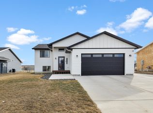 6794 Abelia St, Rapid City, SD 57703