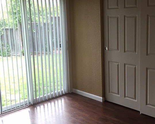 4th image of 6215 Zulmida Ave