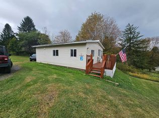 301 W High Ave, Terra Alta, WV 26764
