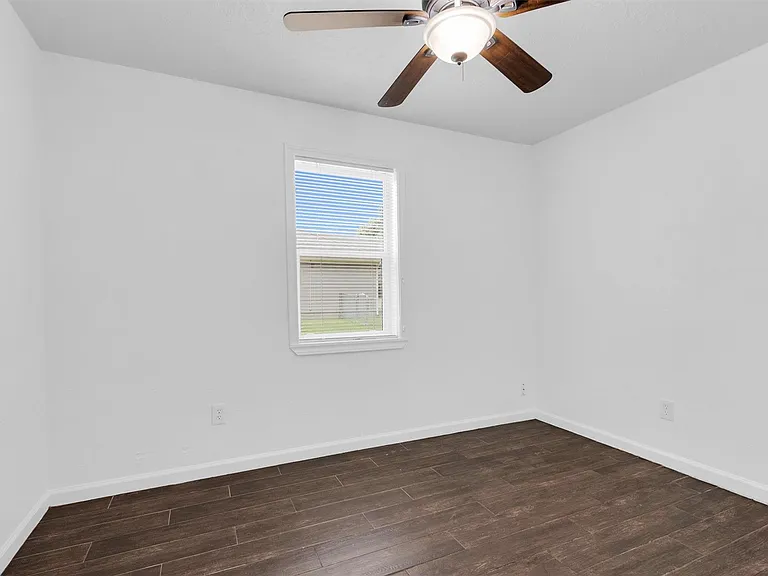 21630 Punkin St — Photo 30