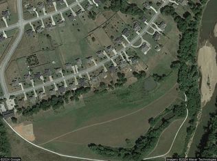 2343 Riverfront Lane, Fayetteville, AR 72703