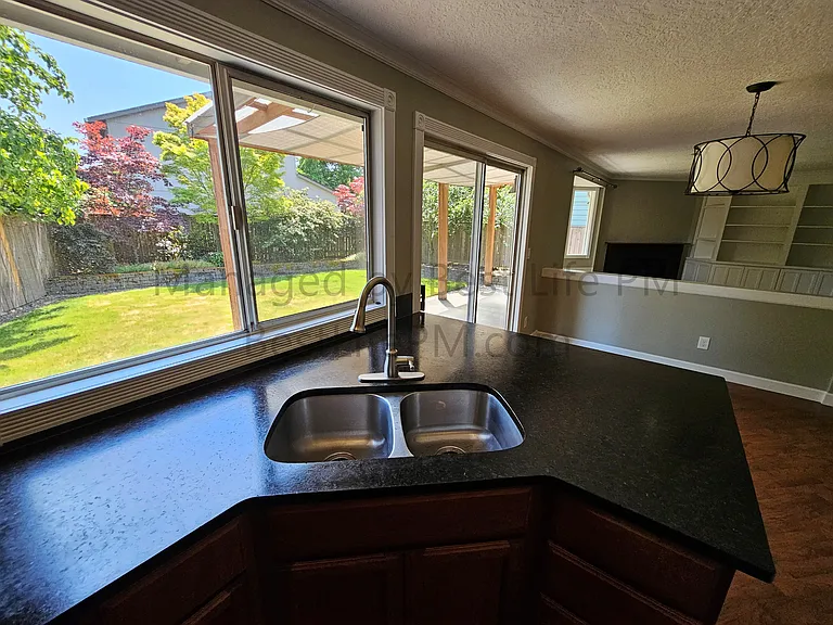 17482 NW Fieldstone Dr — Photo 9