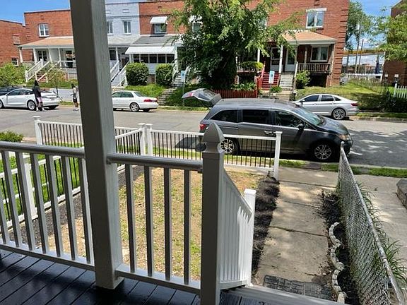 3rd image of 327A Wesmond Dr