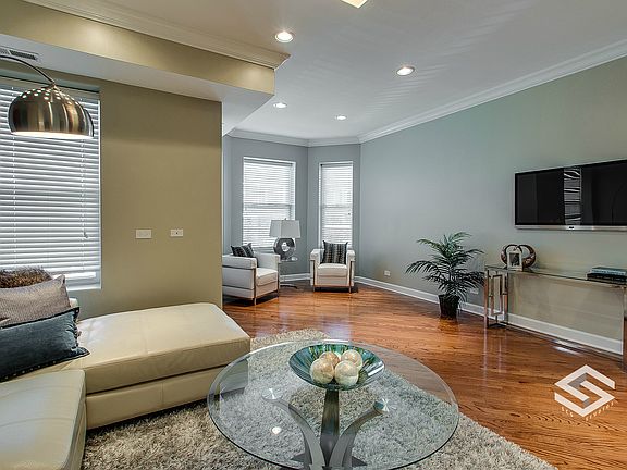3rd image of 4744 S Forrestville Ave APT 2N