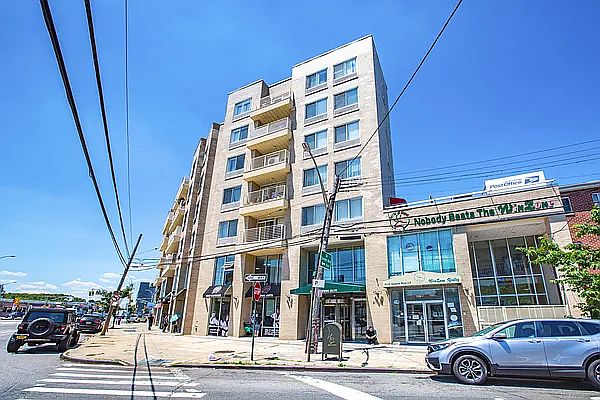 1st image of 8115 Queens Blvd APT 3F