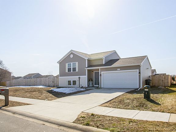4th image of 4532 Ashard Dr