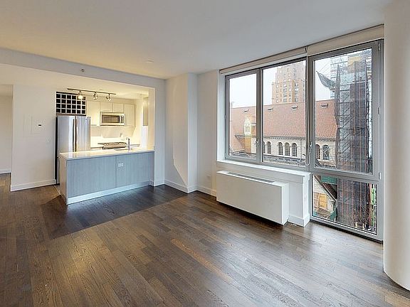 2nd image of 801 Amsterdam Ave APT 4E