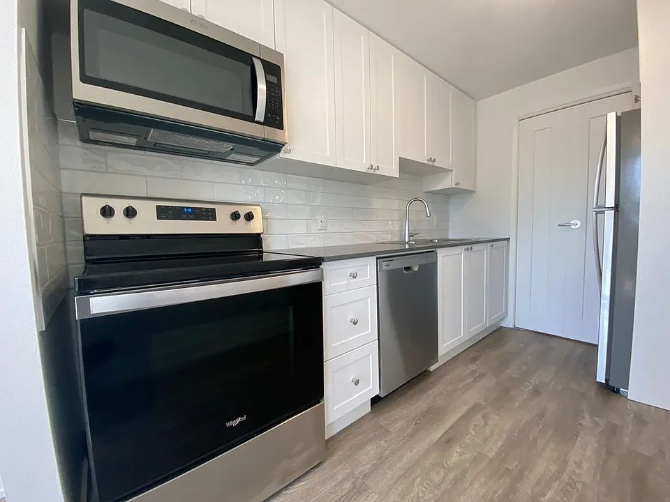 124-210 Christopher Dr #118