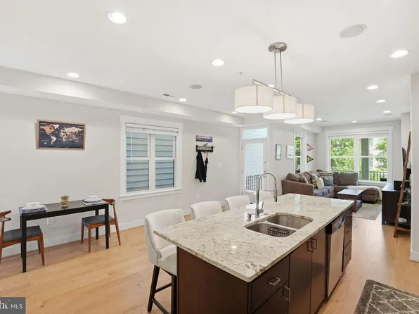 834 Varnum St NW Unit 2, Washington, DC 20011