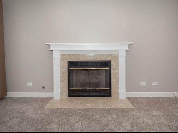 4th image of 527 Mallard Ct