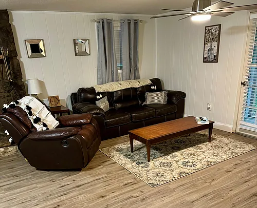 606 Sunnyview Dr #2 Photo 1