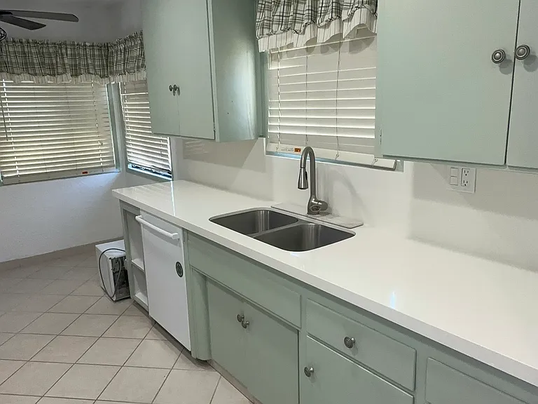 7976 San Marino Dr — Photo 9