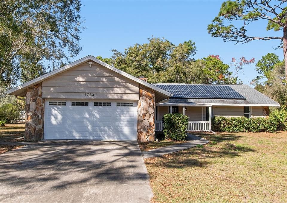 1st image of 17641 Deerfield Dr
