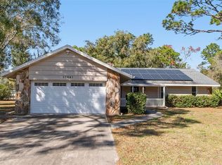 17641 Deerfield Dr, Lutz, FL 33558