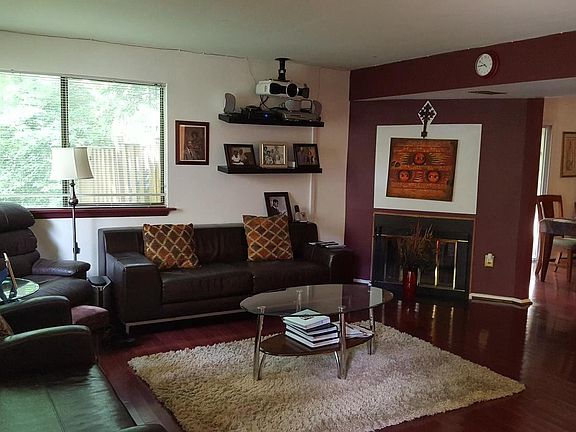 2nd image of 10699 Spring Oak Ct