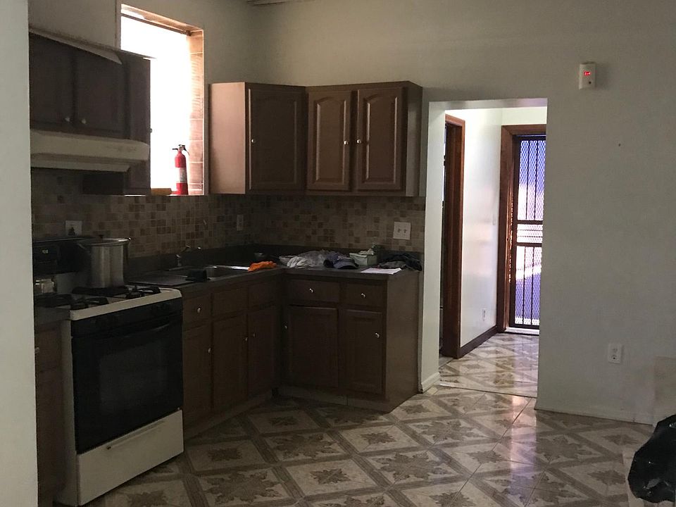 2nd image of 8620 95th Avenue # Fl 1