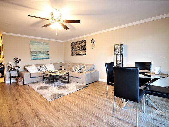4th image of 4744 N Kenneth Ave APT 3B