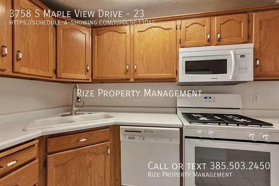 Cozy Up This Fall: Renovated 2 Bedroom, Gas Range + Private Balcony — Photo 4