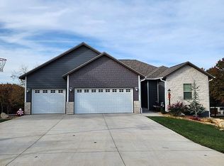 65 Silver Sunset Ln, Kimberling City, MO 65686