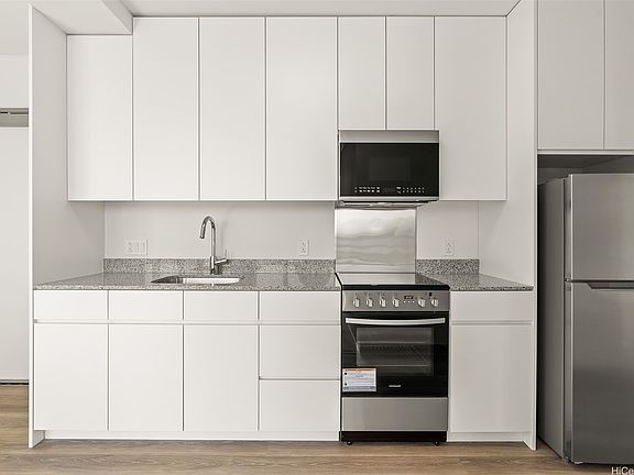 5th image of 1390 Kapiolani Blvd #1302