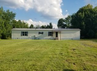 3124 Dover Rd, Woodlawn, TN 37191