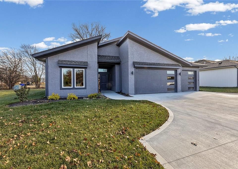 15903 S Lindenwood Dr, Olathe, KS 66062 | Zillow